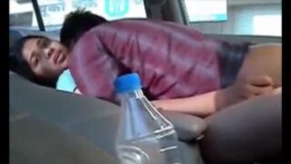 Istri Malayali Mengerang Keras Saat Supir Menggila Di Vagina