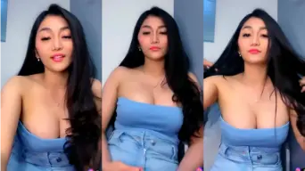 Reva Gadis Cantik Menggoda Di Mango Live