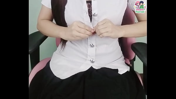 นักศึกษาหน้าใสหลุดคลิปลับ น้องนิวสาวฮอตโชว์เร้าใจบนโต๊ะคอม ใช้ของเล่นสุดเร่าร้อนเล่นกับตัวเองอย่างเสียวสวาท