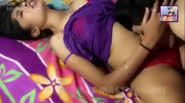Gadis India Yang Menggoda Dengan Pesona Sensualnya
