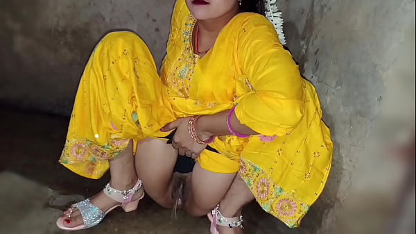 देसी भाभी की गर्म चुदाई की मचती हुई गंदी बातें हिंदी ऑडियो में