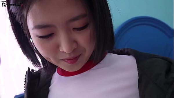 Korea – Permainan Peran Pacar Montok Dengan Stoking Hitam Yang Menggoda