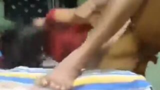 Desi Ngentot Kasar Dan Liar Seperti Binatang Buas