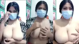 Dewi Dmx Dengan Payudara Besar Menggoda
