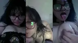 Gea Gadis Montok Payudara Besar Basah Berahi