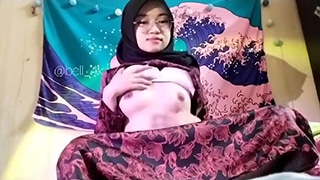 Ukhti Berjilbab Terekam Video Mesum Colmek Yang Viral