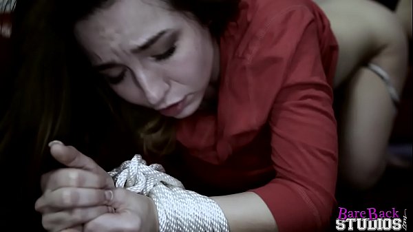 Bambang Brooks Menggoda Anak Tiriku Yang Nakal