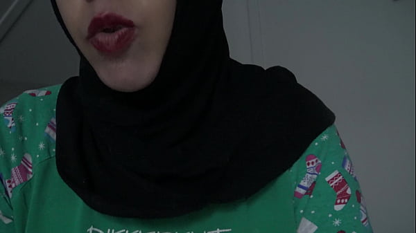 Istri Seksi Arab Yang Doyan Ditunggangi Pria Lain