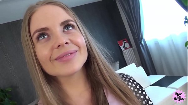 Gadis Rusia Perawan Yang Memikat Dihardcore Dan Diberi Facial