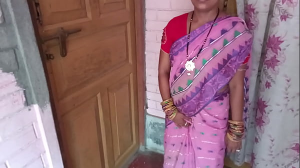 सासु माँ को घर बुलाकर जबरदस्त देसी चुदाई की मस्ती