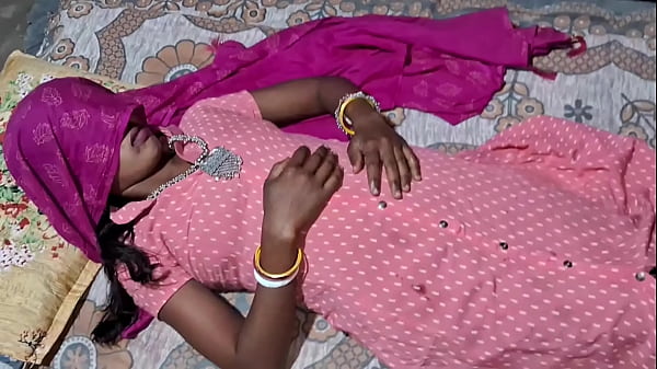 Video Anal Seksi Dengan Sali Dalam Gaun Pink, Adegan Mesum Di Desa