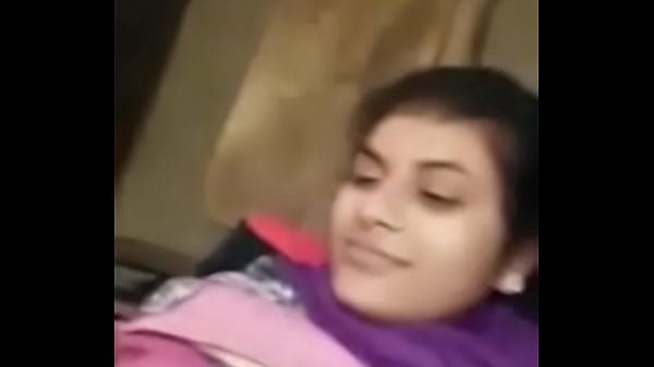 Pasangan Desi Mesum Beraksi Di Ruang Kelas