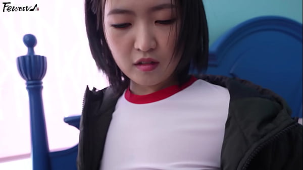 Korea – Peran Pacar Seksi Dengan Payudara Montok Dan Stoking Hitam Menggoda