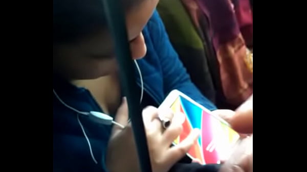 Desi Bhabhi Yang Menggoda Dengan Nafsu Yang Membara