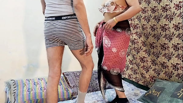 Ngentot Cepat Dengan Pacar India Seksi, Desi Pussy Dihardik Dengan Omongan Kotor Hindi