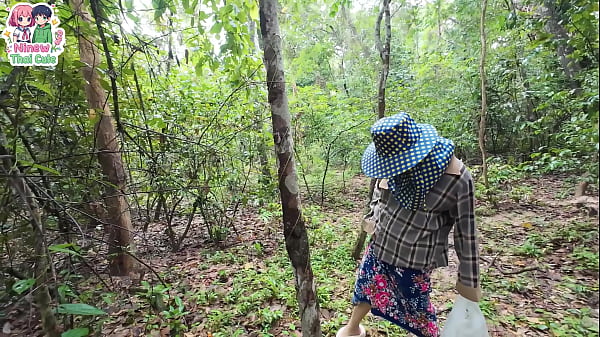 สาวไทยหลงป่าอารมณ์พุ่งพล่าน ถึงขั้นสวาทกันกลางป่าลึก