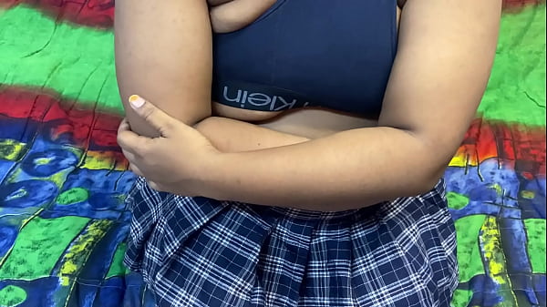 Ayah Tiri Manfaatkan Gadis Tiri Yang Pasif Dalam Video Panas India Yang Viral