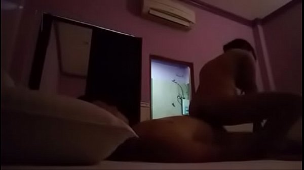 Cô Nàng 19 Tuổi Mê Đắm Nhục Dục Tại Kynu Bình Thạnh