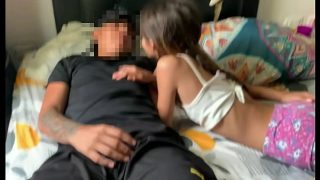 Hermanastra Menggoda Dan Akhirnya Melampiaskan Nafsu Dengan Hermanastro Saat Orang Tua Tak Ada Di Rumah – Cerita Lengkap …