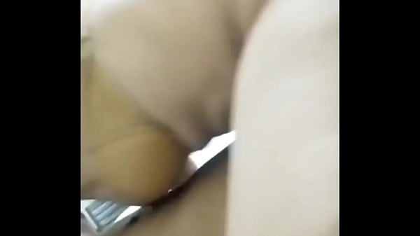 Gadis Panas Minta Dipuaskan Pagi-pagi Sebelum Berangkat Kerja