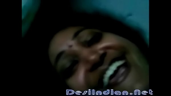 Desi Telugu Bibi Yang Menggoda Dan Menggiurkan