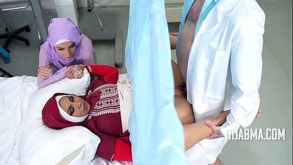 Istri Arab Berjilbab Rela Diperkosa Dokter Untuk Hamil