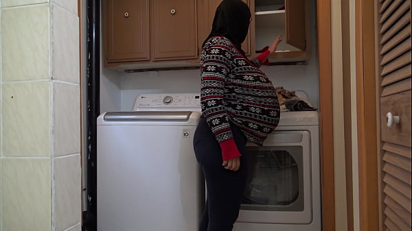 Ibu Hamil Berhijab Yang Doyan Seks Anal