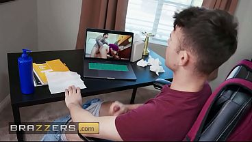 Jauh-jauh Dari Teman Sekamarku Yang Suka Ngentot, Jazz Sang Kuda Jantan / Brazzers / Masukkan Kode Xvpromo Di Situs Resmi Untuk Diskon
