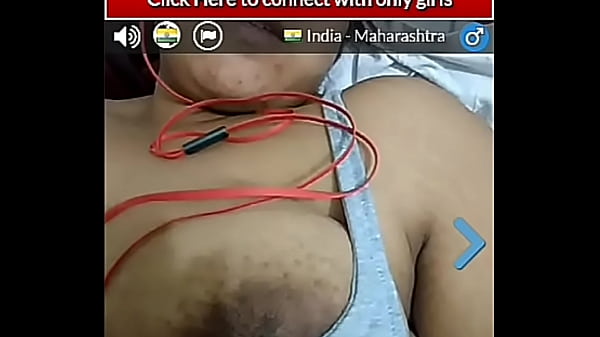 Desi Gadis Seksi Yang Siap Memuaskan Hasratmu