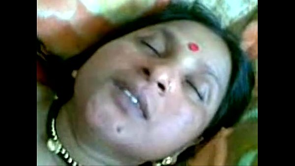 Bibi Desa India Menggoda Dengan Nafsu Di Hadapan Suami – Xvideos.com