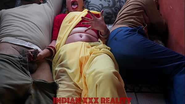Gairah Terlarang: Ibu Tiri India Dan Anak Tirinya Berhubungan Intim Dalam Bahasa Hindi