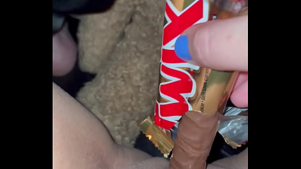 Kopi Cappuccino Dan Cokelat Twix Menggoda Di Lubang Pink Perawanku Yang Ketat—gairah Makanan Ekstrem, Panjang, Dan Porno—gadis Arab Saudi Amatir Terbaik Dari Los Angeles Merintih Dan Masturbasi, Mengidamkan Bbc Amerika