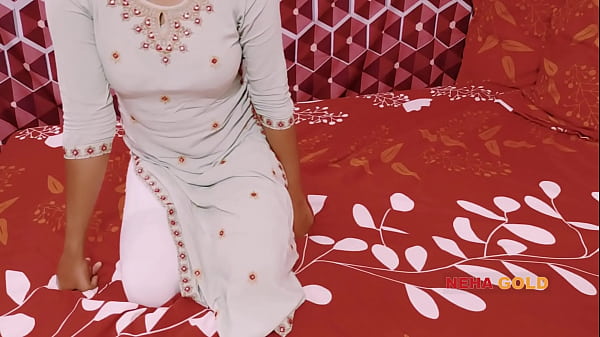 चाची की बेटी को धंसा कर चोदा