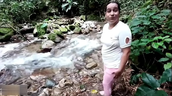 Cogiendo A Mi Madrastra Por Toda La Ciudad: La Aventura Más Caliente Y Sucia