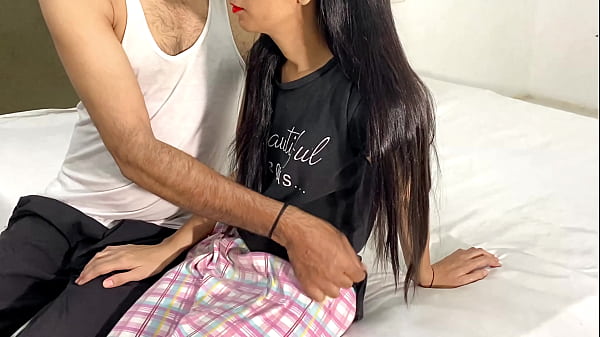 Gadis Desa Seksi Dengan Puki Ketat Dan Om Berdada Besar Video Panas