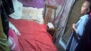 Brengsek Tua Dari Manipur Ngewein Mantu Sendiri Di Belakang Anaknya, Saking Hornynya Sampe Lupa Diri