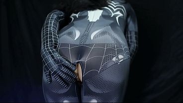 Gadis Berpantat Montok Cosplay Spiderman Digoyang Tukang Becak, Bokep Indonesia Paling Hot