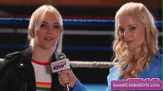 Ariel X Dan Sinn Sage, Dua Lesbian Seksi, Bergulat Dengan Penuh Gairah Di Atas Ring Dan Menikmati Setiap Detiknya.