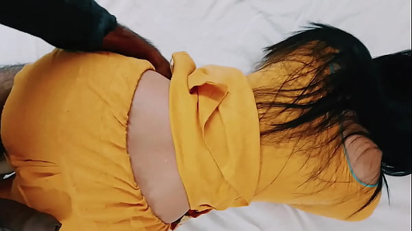 Desi Chachinya Yang Montok Digebukin Kontol Keras Sampai Muncrat-muncrat