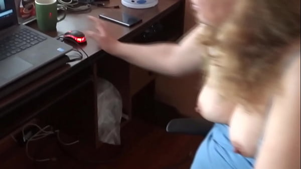 Istri Latin Gue, Ibu Tua Seksi Yang Cantik, Doyan Ngocok Sambil Nonton Bokep, Orgasme Nggak Keruan Sambil Merengek Minta Kontol