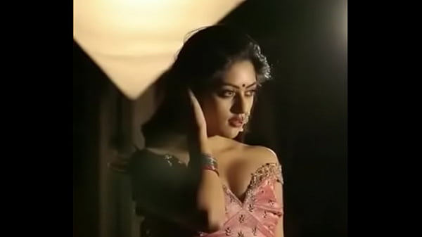 Foto Shoot Hot Binatang India, Memeknya Menggelegar Di Setiap Jepretan Kamera