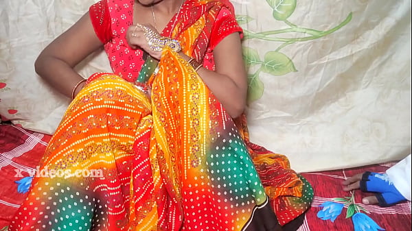 भारतीय देसी बीबी की गर्म हिंदी आवाज में जबरदस्त चुदाई