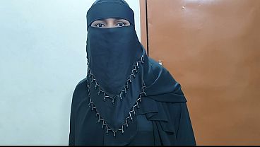 Cewek Cantik Berhijab Istri Orang India Lagi Digenjot Habis-habisan Di Rumah, Video Bokep Pribadi.