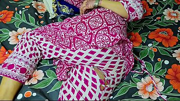 Ibu Tiri Celana Robek, Anak Tiri Ngewe Memeknya Sampai Bokong Bundar