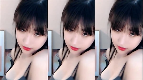 Cô Nàng Trung Quốc Uốn éo Quyến Rũ Mời Gọi Anh Vào Cuộc Yêu