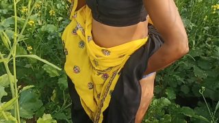 सरसों के खेत में ममता को उसके पति ने मौका देखकर जबरदस्त चौकड़ी भरवाई, बाहर खुले में साफ सुनाई दे रही थी आवाज