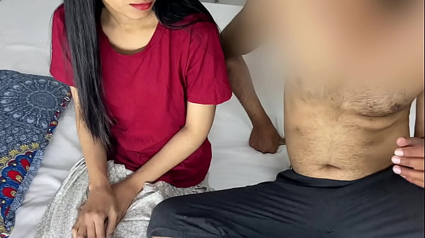 Ibu Tiri Punjabi Telanjang Memamerkan Pantat Besarnya Di Depanku Dan Mengajakku Memuaskan Kerinduannya