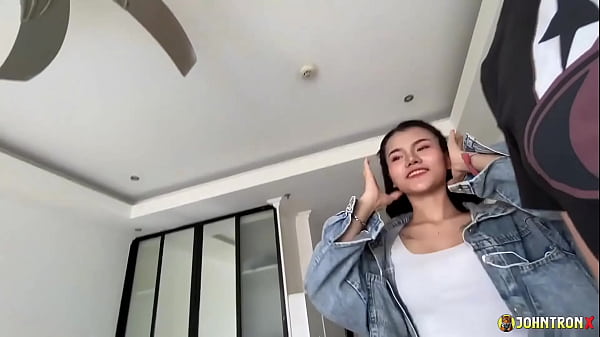 Johntronx – Aku Mencrot Di Dalam Memek Milf Thailand Muda Yang Jago Ngeblow
