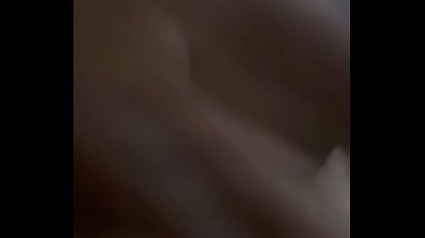 Desi Istri Lagi Digoyang Sama Suami Sendiri, Makin Liar Makin Nikmat.
