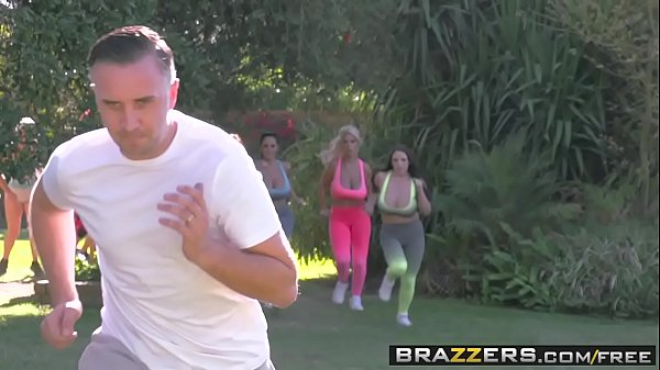 Mengejar Kontol Besar: Adegan Panas Angela White, Ava Addams, Dan Bridgette B